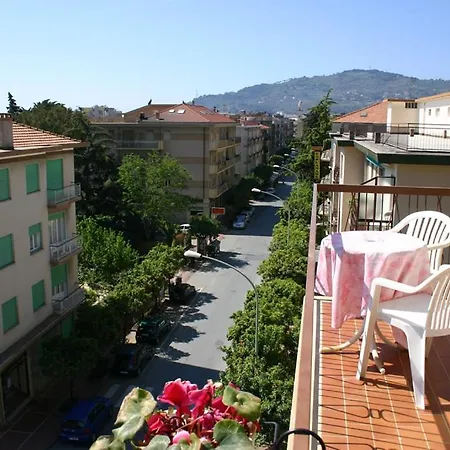 Sole 3* Diano Marina